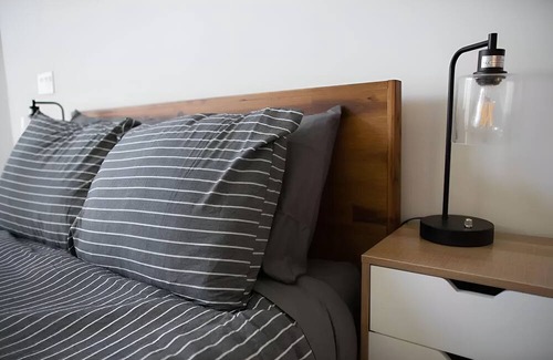 Loyal Heights Apartment | Cozy Modern Studio: Prime Location + Near UW