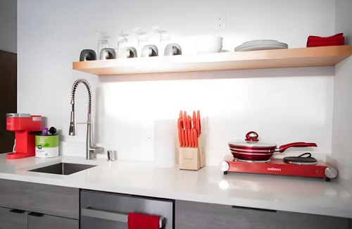 Loyal Heights Apartment | Cozy Modern Studio: Prime Location + Near UW