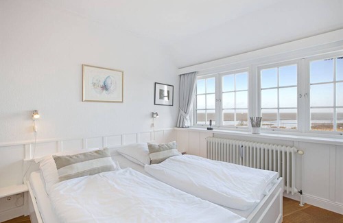 Keitum Apartment | Stilvolle und Modern Eingerichtet Dachgeschoßwohnung am Keitumer Wattenmeer