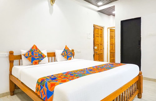 Bhilar Hotel | Fabhotel Highland Park