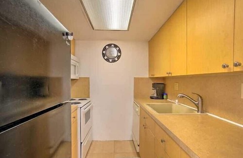 Lauderhill Apartment | 2 Bedroom 754951 by Houzlet