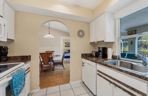 Deep Creek Apartment | 3 Bedroom House 728753 by Houzlet