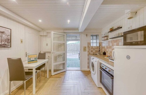 Chanteloup-les-Vignes Apartment | Le Paradis à 30 min de Paris