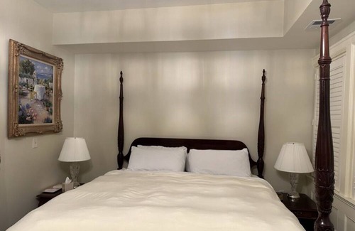 Detroit Bed & Breakfast | Frederick Stearns House in Detroit is a perfect venue for any private events.