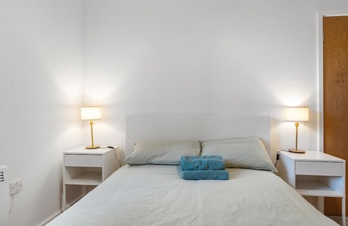 Stockwell Apartment | Garden Flat in Central London