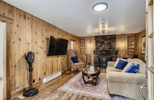 Idaho Springs Condo | Keystone Creekside Mountain Condo
