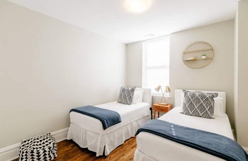 Tower Grove East Apartment | Spacious Tower Grove Oasis Steps from Tower Grove Park