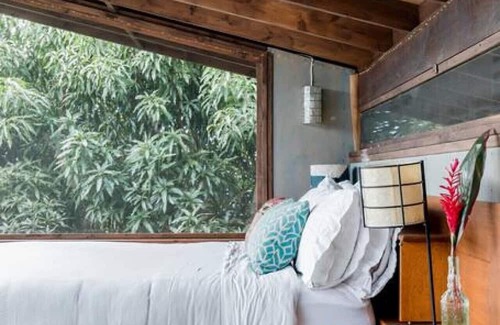Honaunau-Napoopoo Cottage | Magical Bohemian Retreat near Kealakekua Bay