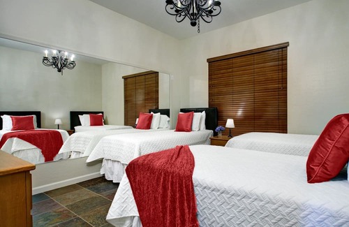 Pinnacle Peak House | Custom Home! 2+ ACRES True Indoor-Outdoor Living!