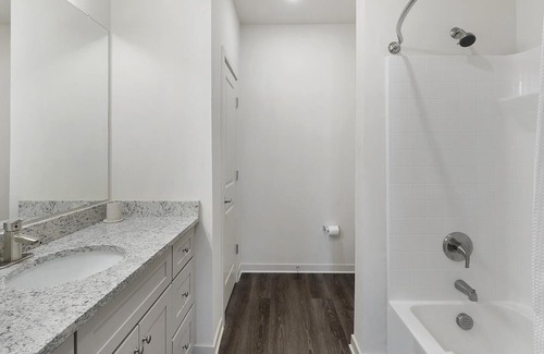 Fort Worth Apartment | Modern Apartment in Prime Location (ID1401X785)