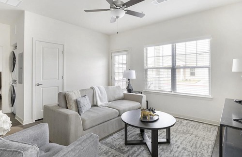 Fort Worth Apartment | Modern Apartment in Prime Location (ID1401X785)