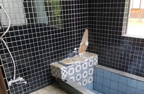 Azumino House | Vacation rental in Azumino Hot springBBQ stand / Azumino Nagano