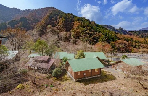 Kawanehon House | NogikuFusion of outdoor and healingHot spring / Haibaragun Shizuoka