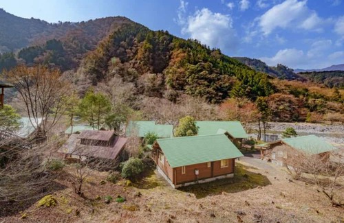Kawanehon House | MizukiFusion of outdoor and healingHot spring / Haibaragun Shizuoka
