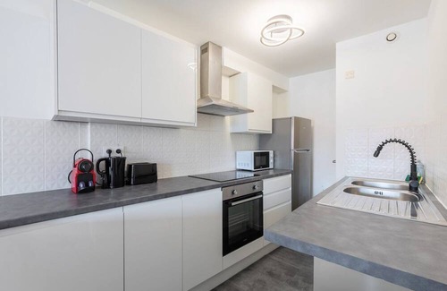 Tourcoing Apartment | Spacious apartment, near train station w/ parking