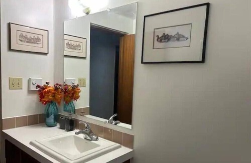 Saskatoon Apartment | A 2-Bed Immaculate Suite in City’s Best Location