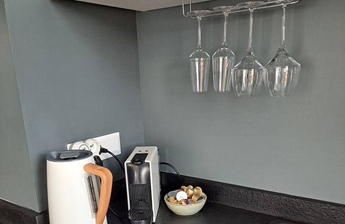 Vieille-Toulouse Apartment | Appartement Design, Terrasse Privée, Douche à L'italienne, Cuisine, no2