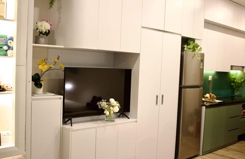 Van Giang Apartment | Family-friendly, Filled up with morning sunshine, Fully furnished yet spacious
