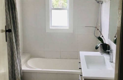 Ocean Shores House | Stunning queenslander, just 5 mins drive to Brunswick Heads!