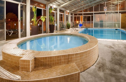 Northeast Virginia Beach Hotel | Best Western Plus Sandcastle Beachfront Hotel