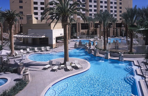 Las Vegas Strip Hotel | Hilton Grand Vacations Club on the Las Vegas Strip