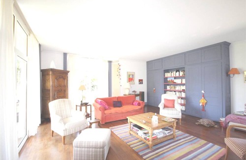 Annecy-le-Vieux House | Homerez - Spacious house for 8 ppl. with garden and terrace at Annecy-le-Vieux