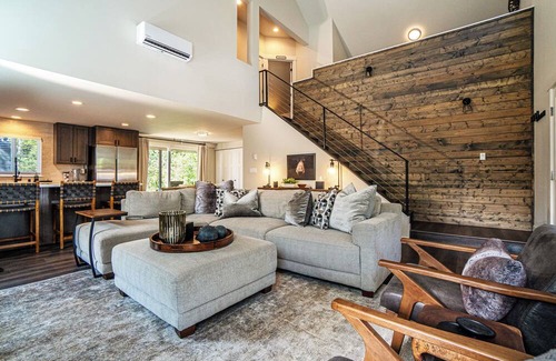 Ashford Cabin | Holiday Special: Stunning Cabin Near Mt. Rainier!