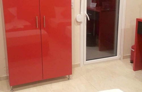 Katerini Apartment | Homerez - 50 m away from the beach! Beautiful appartement for 4 ppl. at Paralia