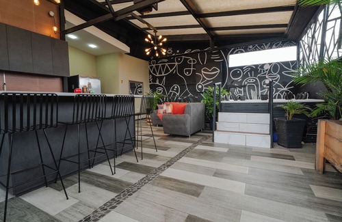 La Candelaria Apartment | Luxury Suite - Rooftop, Jacuzzi & Balcony