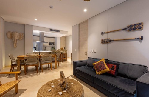 Porto Nao Apartment | New 3BR Ocean View apt at Calablanca B6
