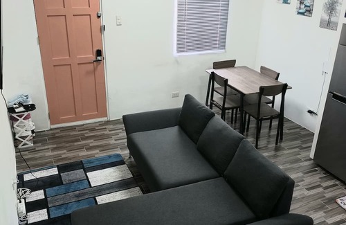 Bogo House | Updated Fully Furnished Charming townhome with AC in Bogo City