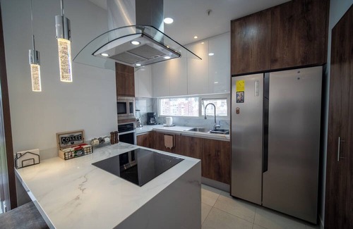 La Carolina Apartment | Modern apartment with balcony