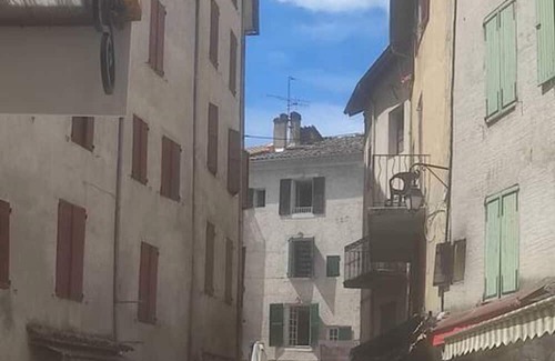 Castellane Apartment | Apartment '2nd Floor' with Wi-Fi