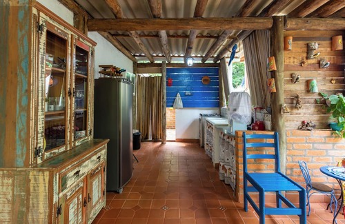 Chapada dos Guimaraes Cottage | Cozy cottage with woodland and fire pit in Chapada dos Guimarães