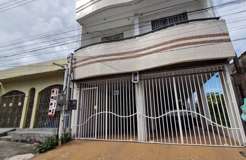 Curio-Utinga Apartment | Cozy and excellently located 3-bedroom apartment with air conditioning in Belém