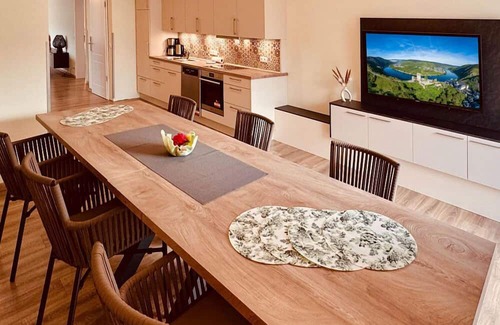 Ellenz-Poltersdorf Apartment | Penthouse apartment - 1-8 persons - 3 bedrooms