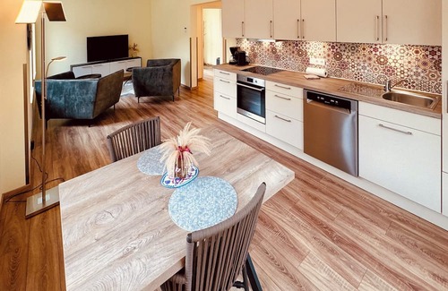 Ellenz-Poltersdorf Apartment | Penthouse apartment - 1-8 persons - 3 bedrooms