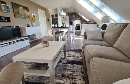 Kirchwerder Apartment | Vacation apartment for 3 people with balcony