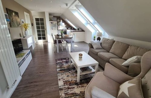 Kirchwerder Apartment | Vacation apartment for 3 people with balcony