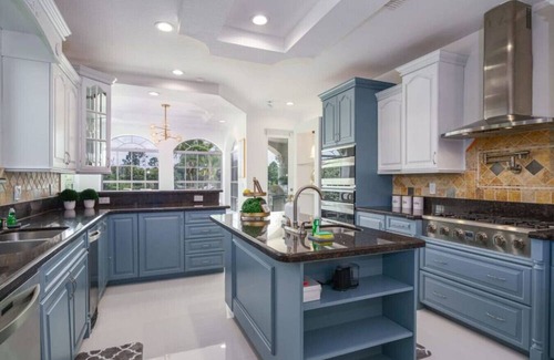 Palm City Apartment | Private 5000 SF Waterfront Mansion w/Pool & Games
