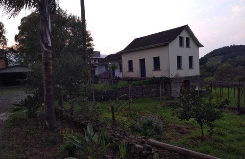 Bento Goncalves House | Casa Foresti, historic, surrounded by nature, for family or group of friends.