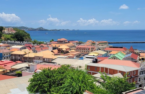 St. George's Apartment | Beautiful apartment with AC in Saint George's