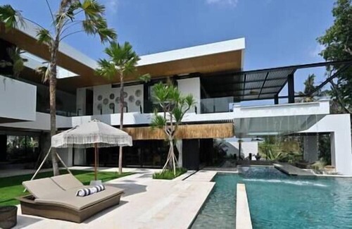 Babakan Villa | Villa Nica by Elite Havens