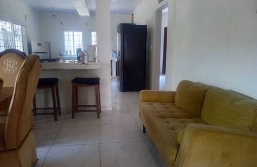 Yoro House | Terrific 3-bedroom house with AC in El Progreso