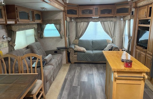 Sarteneja House | Serene RV with AC in charming Sarteneja