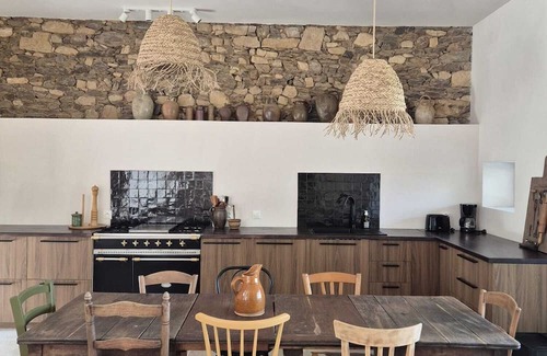 Saint-Sulpice-d'Excideuil House | Gîte La grange is a converted barn with all modern comforts.