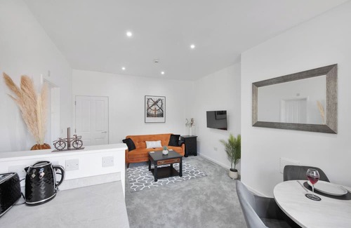 Pontrilas Apartment | WhiskAwayStays Field House Apartment 2