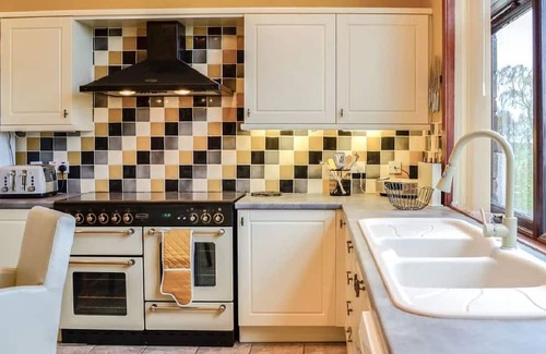 Forfar Cottage | Rest. Relax. Restore. nStunning self-catering accommodation in beautiful Angus