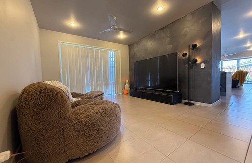 Mango Hill House | The Atelier Master Suite