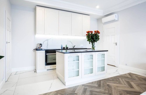 Czestochowa Apartment | Luxury Apartment Lux in the Center of Częstochowa